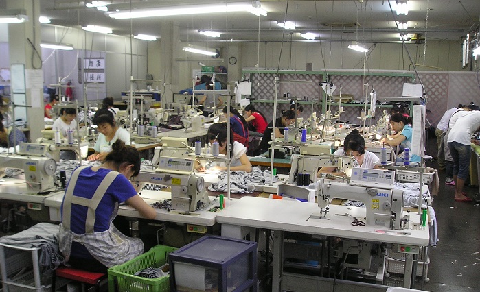 he-thong-chieu-sang-khu-may